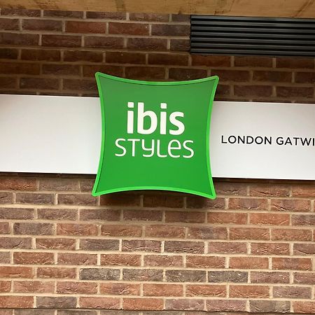 Ibis Styles London Gatwick Airport Hotel Crawley  Kültér fotó