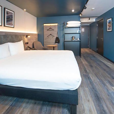 Ibis Styles London Gatwick Airport Hotel Crawley Kültér fotó