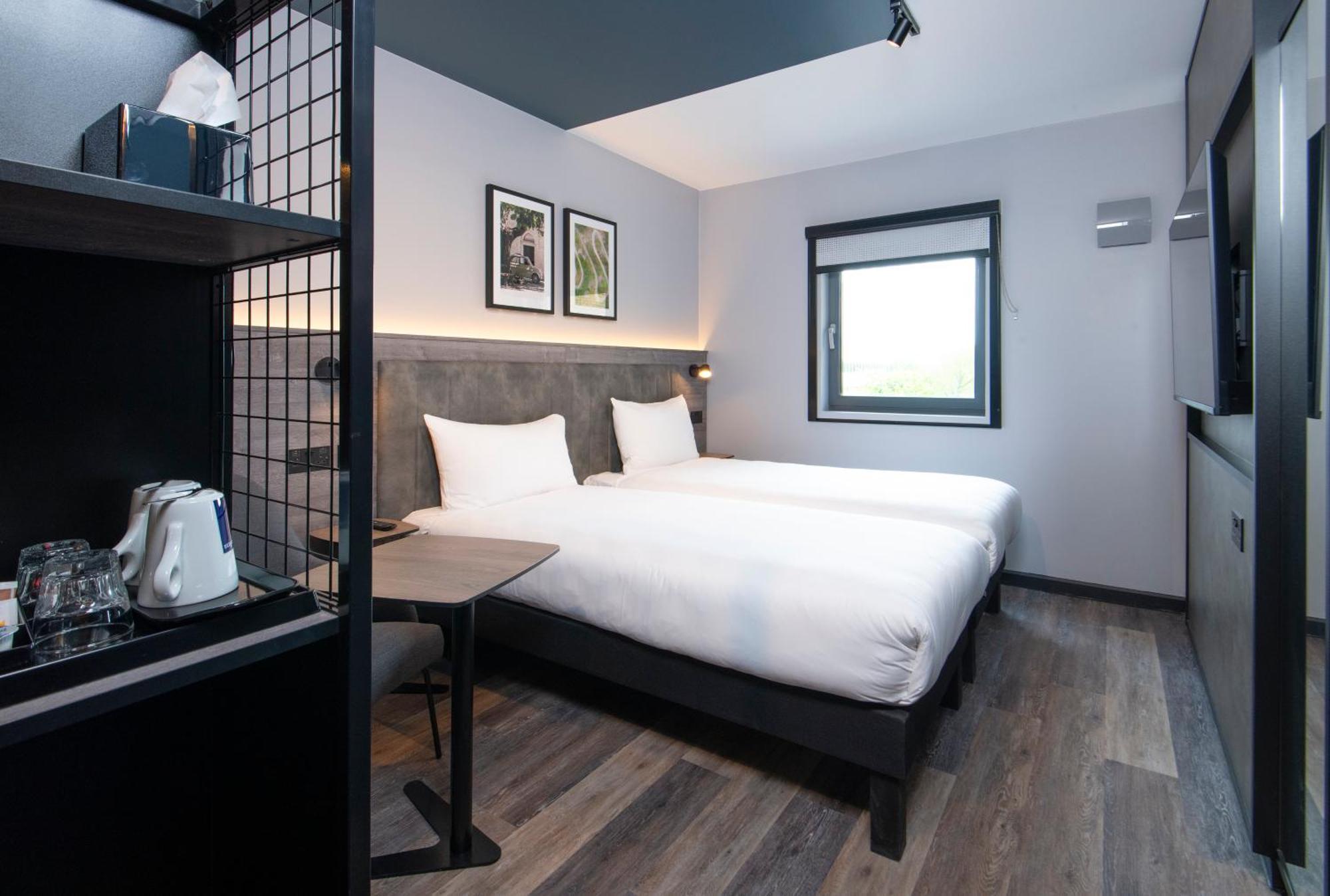 Ibis Styles London Gatwick Airport Hotel Crawley Kültér fotó