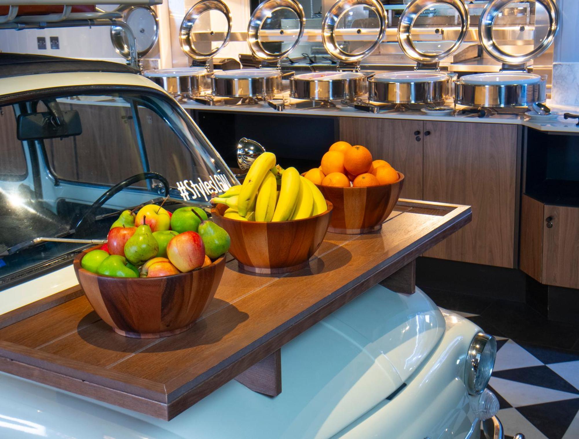 Ibis Styles London Gatwick Airport Hotel Crawley Kültér fotó