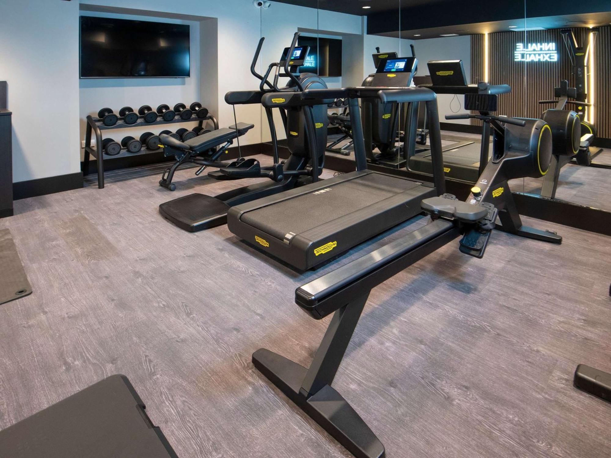 Ibis Styles London Gatwick Airport Hotel Crawley Kültér fotó
